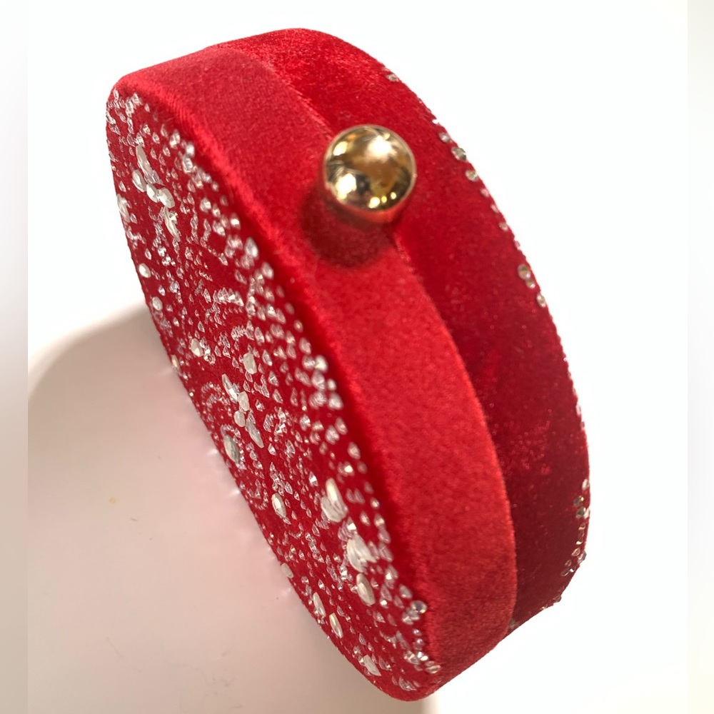 Rhinestones on Red Velvet Tadashi Shoji Bag. Removable Gold Colored Chain NWT